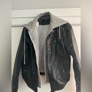 Hoodie Jacket with side pockets